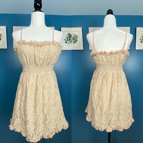 VTG Twenty One Cream Lace Floral Mini Dress Size M - Picture 3 of 14